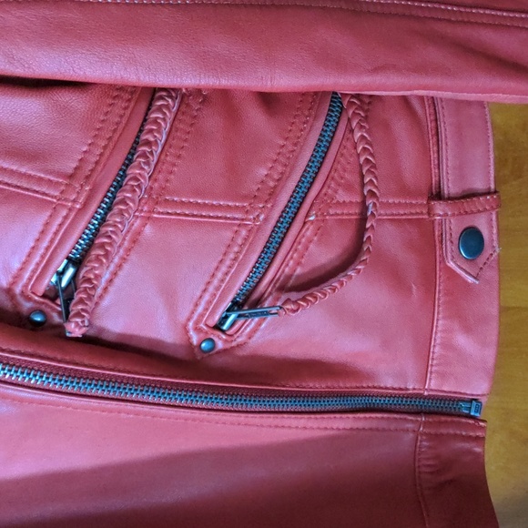 Genuine Leather Jacket - Picture 4 of 8